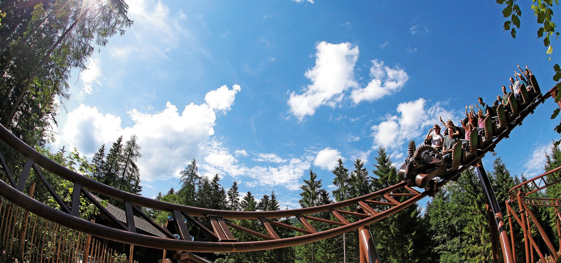 Die erste und einzige Berg-Achterbahn am Chiemsee ist im Freizeitpark Ruhpolding., © Freizeitpark Ruhpolding
